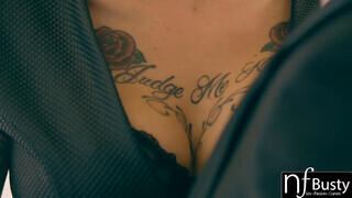 Anna Bell Peaks a tetkós csábító lyuk