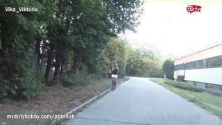 Fiatal német mami lecumiztatva