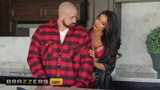 Brazzers - Katana Kombat a férje haverjával kamatyol