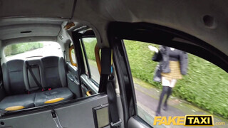 Fake Taxi - Szoknyás tini bige a taxissal dug