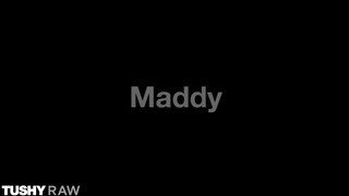 TUSHYRAW - Maddy May segge jól megdöngetve