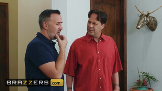 Brazzers - Janice Griffith a szomszéd hapsival kupakol