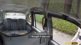 Fake Taxi - Fiatal picsák a taxissal szexelnek
