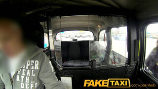 FakeTaxi - a pici lopós barna maca megbánja amit tett