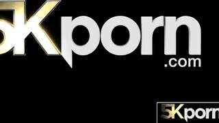 5KPORN - A forró vérű Ginger Jayme Rae megdugva