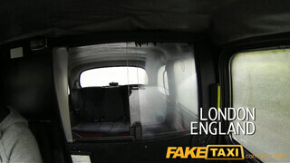 FakeTaxi - vörös rövid hajú pipi szúk picsája