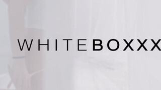 WhiteBoxxx - Nelly Kent a gigantikus didkós román nőci