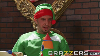 BRAZZERS - Cosplayes csóka keféli a milfeket