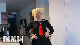 Mofos - Sweetie Fox a cosplayes bige popóba rakva
