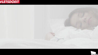 Taylor Sands kora reggeli kúrása - The White Boxxx