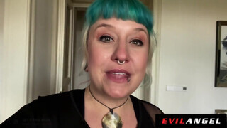 Anuskatzz és Eden Ivy popsiba kúrva - EvilAngel