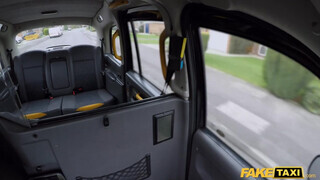 Fake Taxi - Amber Jayne a szexy világos szőke milf