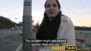 FakeTaxi - Fiatal ápoló csajszika kúrel a taxiban