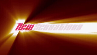 New Sensations - April Brookes kipróbál egy termetes péniszt
