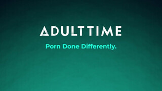 ADULT TIME - Sizi Sev barna puncijába óriási kukit kap