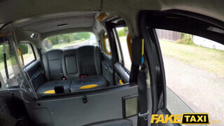 Fake Taxi - Liz Rainbow a perverz tini gádzsi