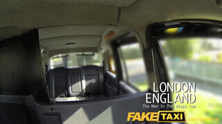 FakeTaxi - begerjedt latin csajszika