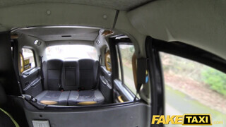 Fake Taxi - Julia de Lucia a szívdöglesztő latin amerikai diáklány