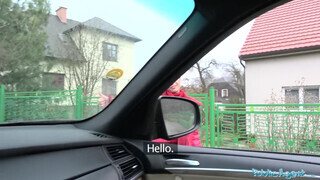 Public Agent - Polly Pons a gigászi keblű thai bige
