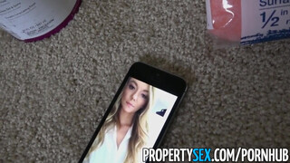 PropertySex - a gádzsi gyorsan rábukott a faszomra