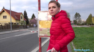Public Agent - Amatőr csajszika pénzért megdöngetve