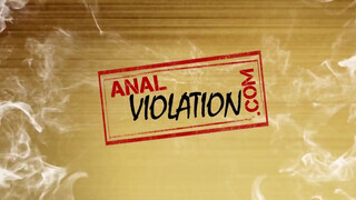ANALIZED - Kyra Banks-et ketten is kúrják