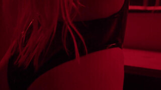 SecretCrush4K - Goth szuka fenék maszturbációja