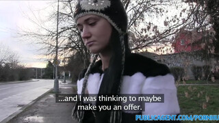 PublicAgent - Orosz csaj kedveli a pénzt