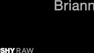 TUSHYRAW - Brianna a izgató dél amerikai milf