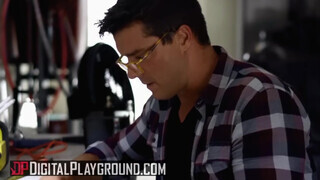 Digital Playground - Amia Maley formás termetes műmellei