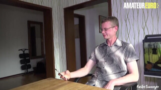 REIFESWINGER - Német milf fiatal palival dug