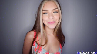 Igazán vonzó 18 éves maca