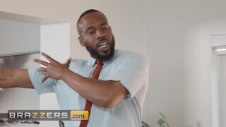 BRAZZERS - Dani Valentina és Lila Lovely a molett ribancok