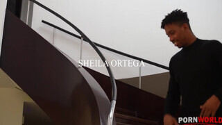 Sheila Ortega a izgató hatalmas cickós latina milf