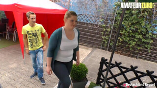 Deutschland Report - Pufóka német milf megkettyintve