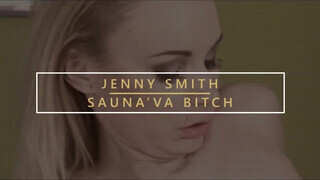 Jenny Smith a világos szőke gigászi cickós milf lovagol a faszon
