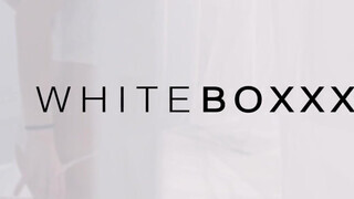 WHITEBOXXX - Gina Gerson édeshármasban análozik