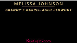 Melissa Johnson a gigantikus kannás érett nő