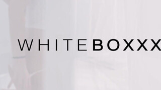 WHITEBOXXX - Adelle Sabelle a szexi francia gádzsi