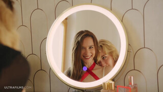 Dupla kanos pipi leona mia és kelly collins szopkodják egymás punciját