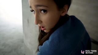 Carmen Rae pici pinája durva dugásba keveredik a castingon