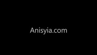 Anisyia keményen leszopja a nagy hímvesszőt livejasminen