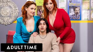 Adult Time bemutatja: Kívánatos vörös mostohaanya és tanítónéni forró lezbi kalandja