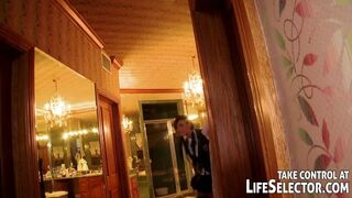 Finom kaland a Life Selector világában: Vad iskolás lányok legelső élményei Isis Taylorral és barátnőivel anális édeshármasban